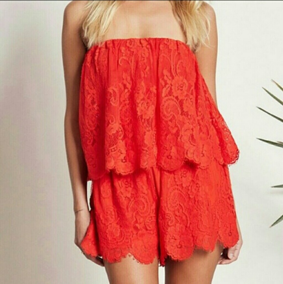 Last 1 Lovers+Friends Kristine Strapless Romper - Picture 2 of 8